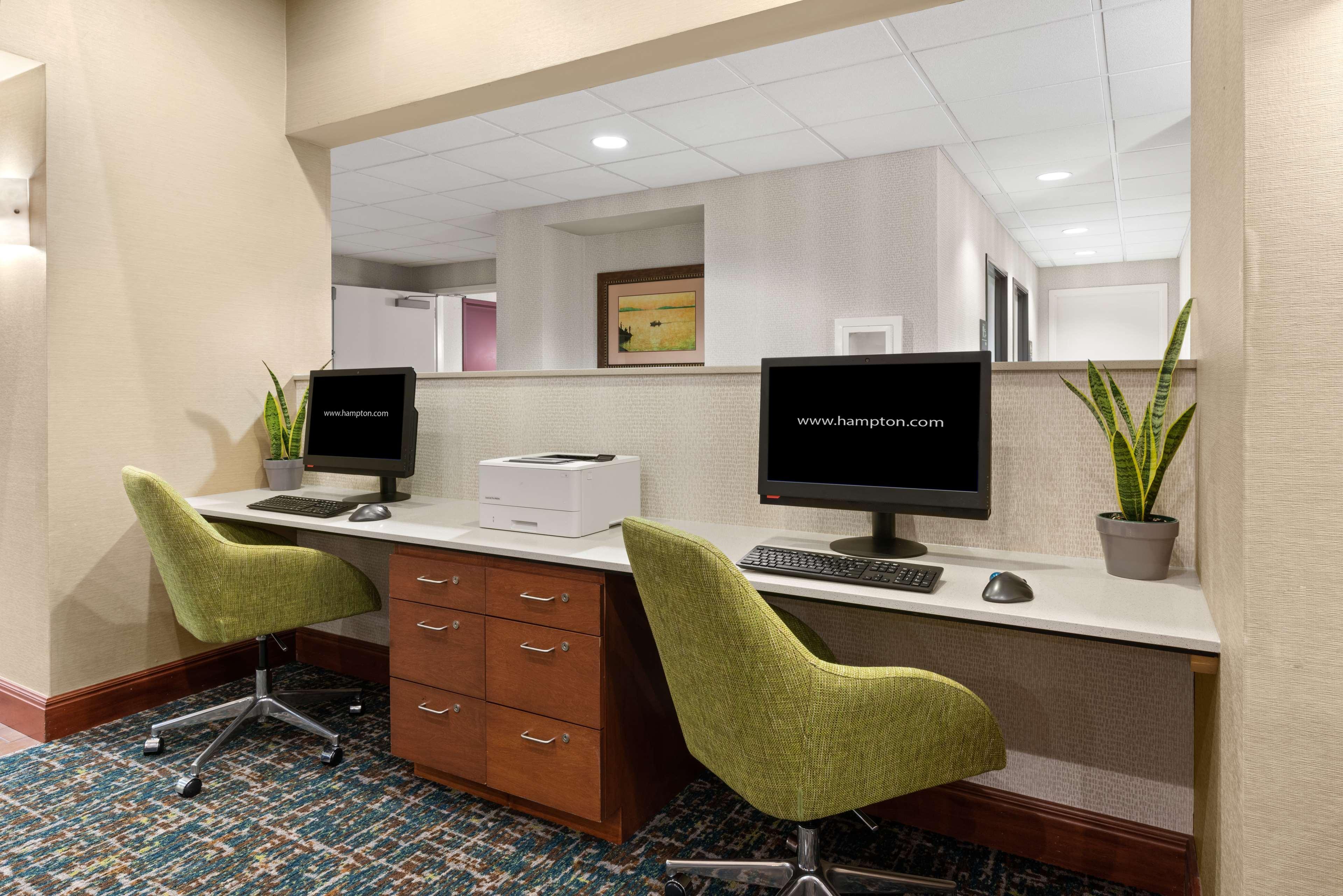 Hampton Inn & Suites Burlington Eksteriør bilde
