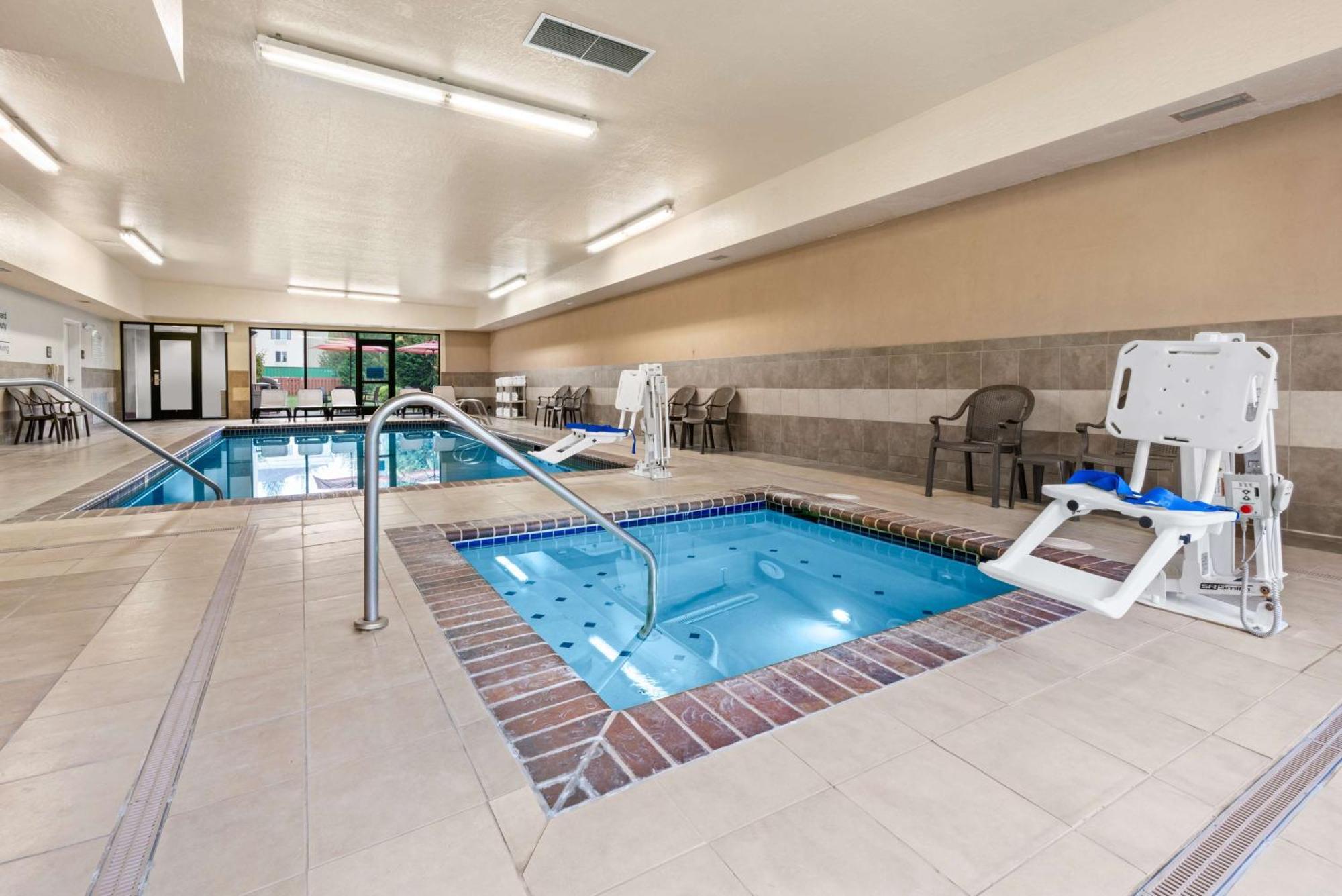 Hampton Inn & Suites Burlington Eksteriør bilde