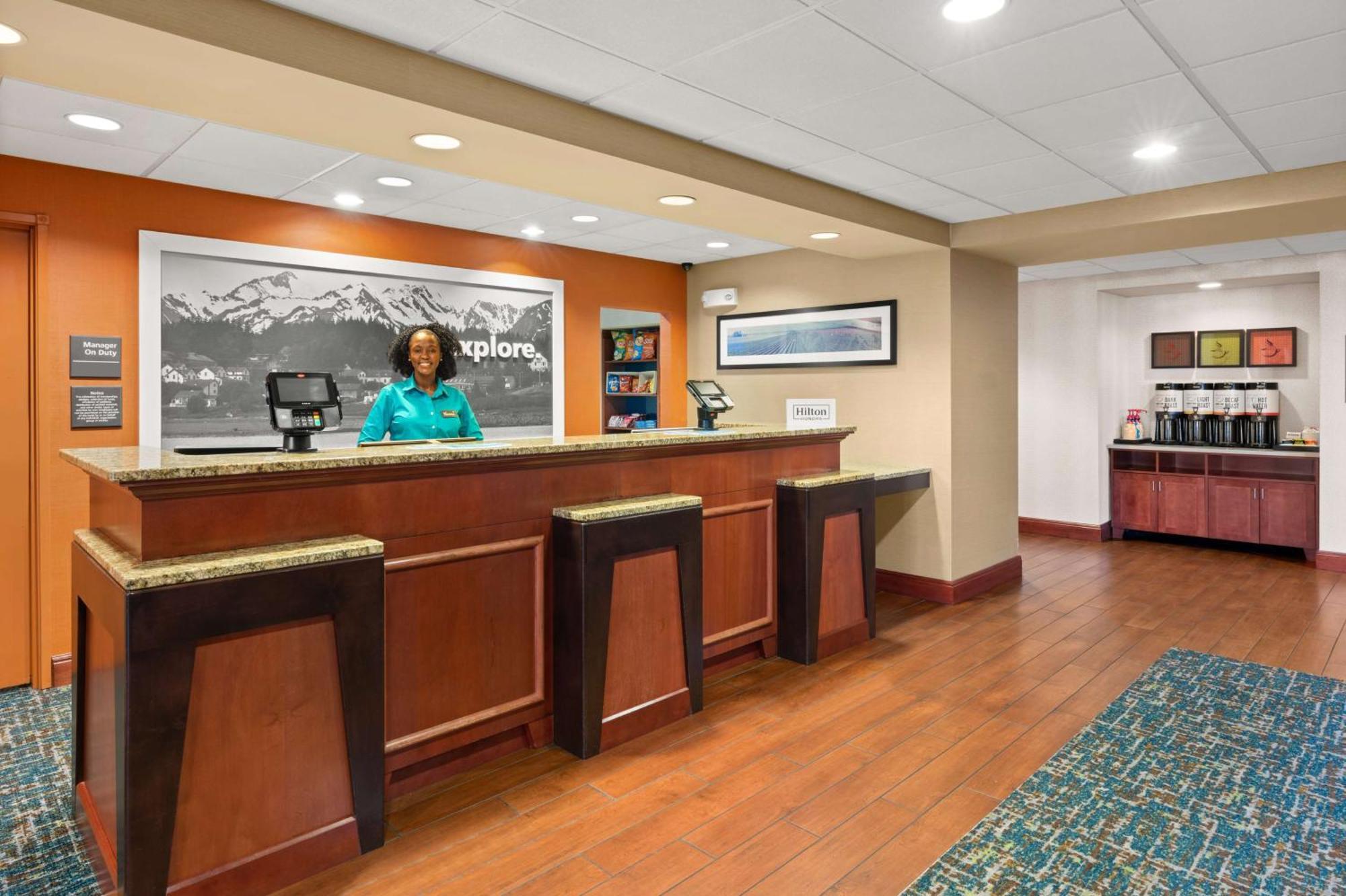 Hampton Inn & Suites Burlington Eksteriør bilde