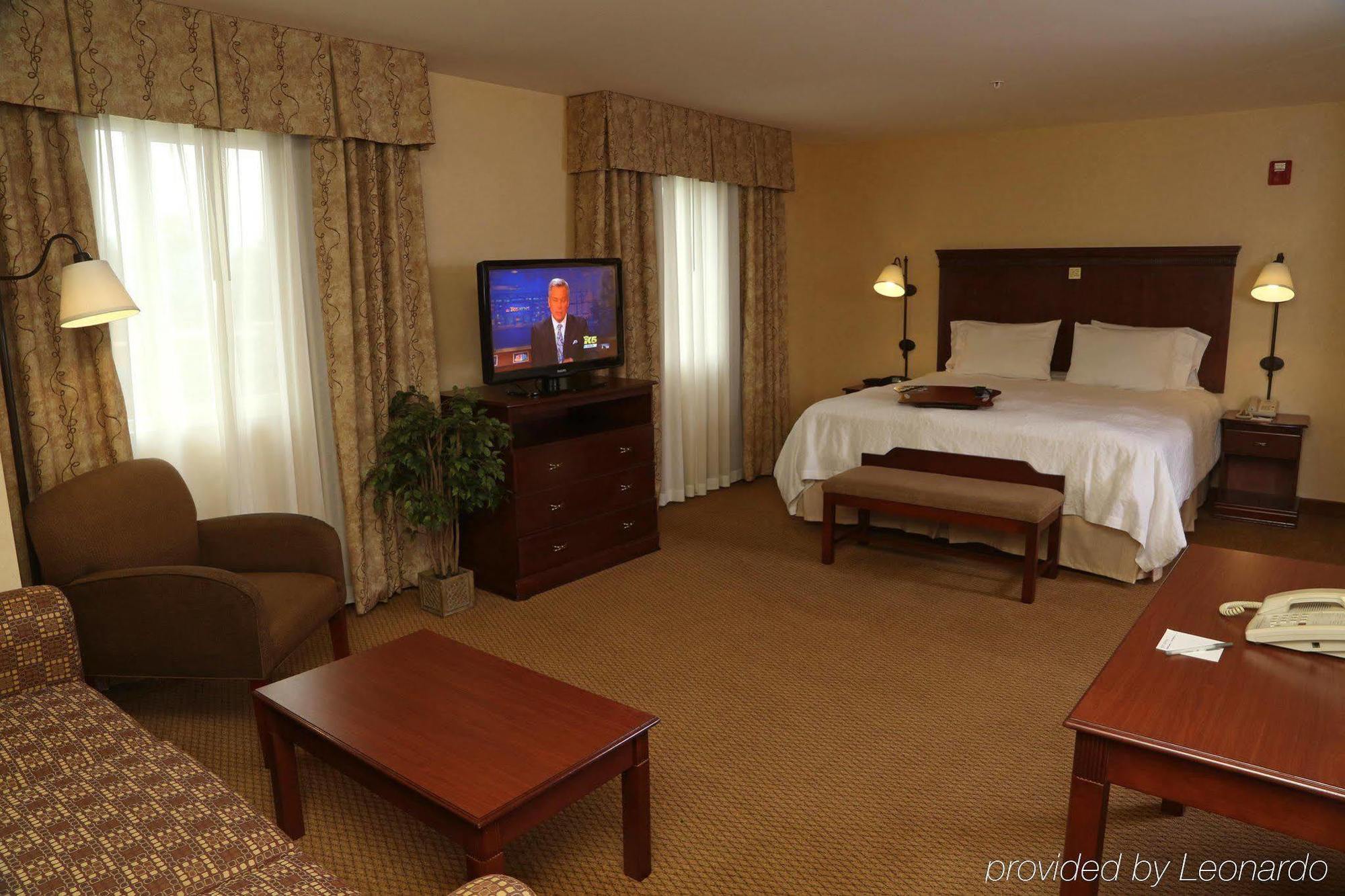 Hampton Inn & Suites Burlington Eksteriør bilde