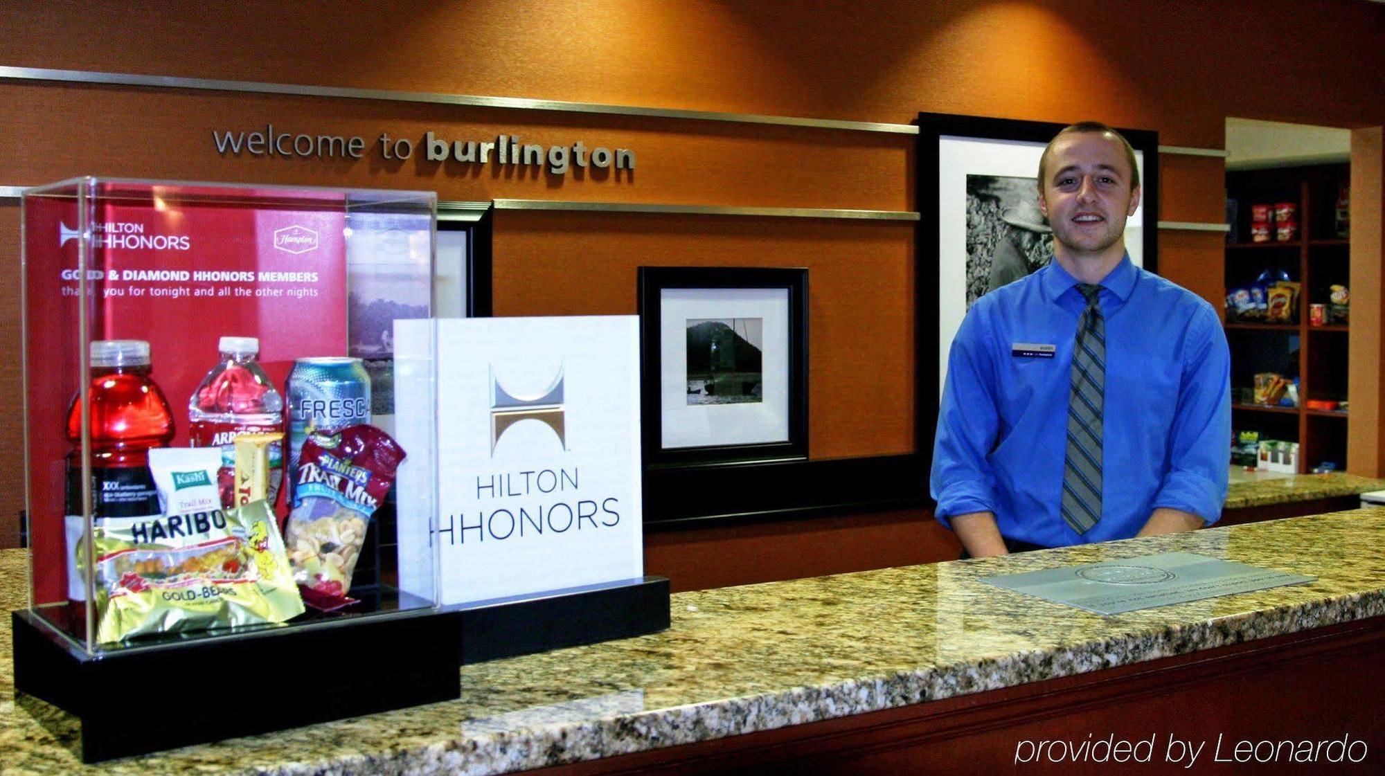 Hampton Inn & Suites Burlington Eksteriør bilde